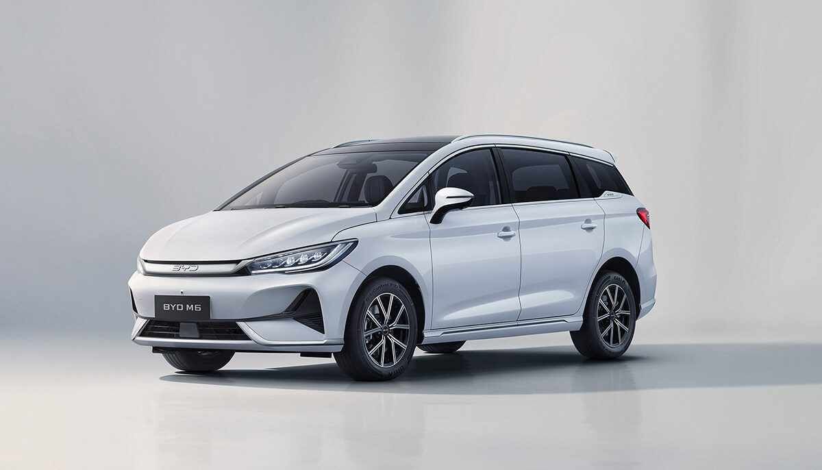 BYD M6 Premium (2025)